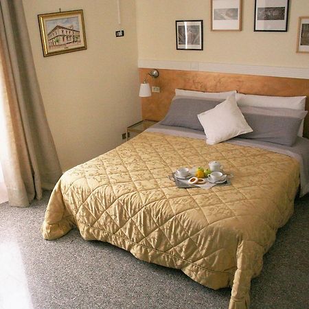B&B Melibleo Melilli Bagian luar foto